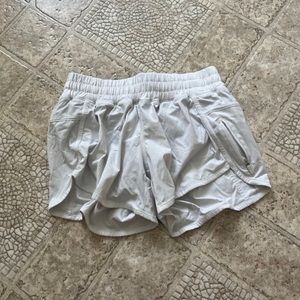Lululemon shorts size 6